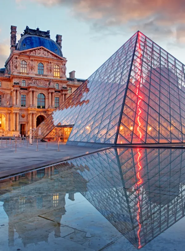 Secrets of Louvre 1